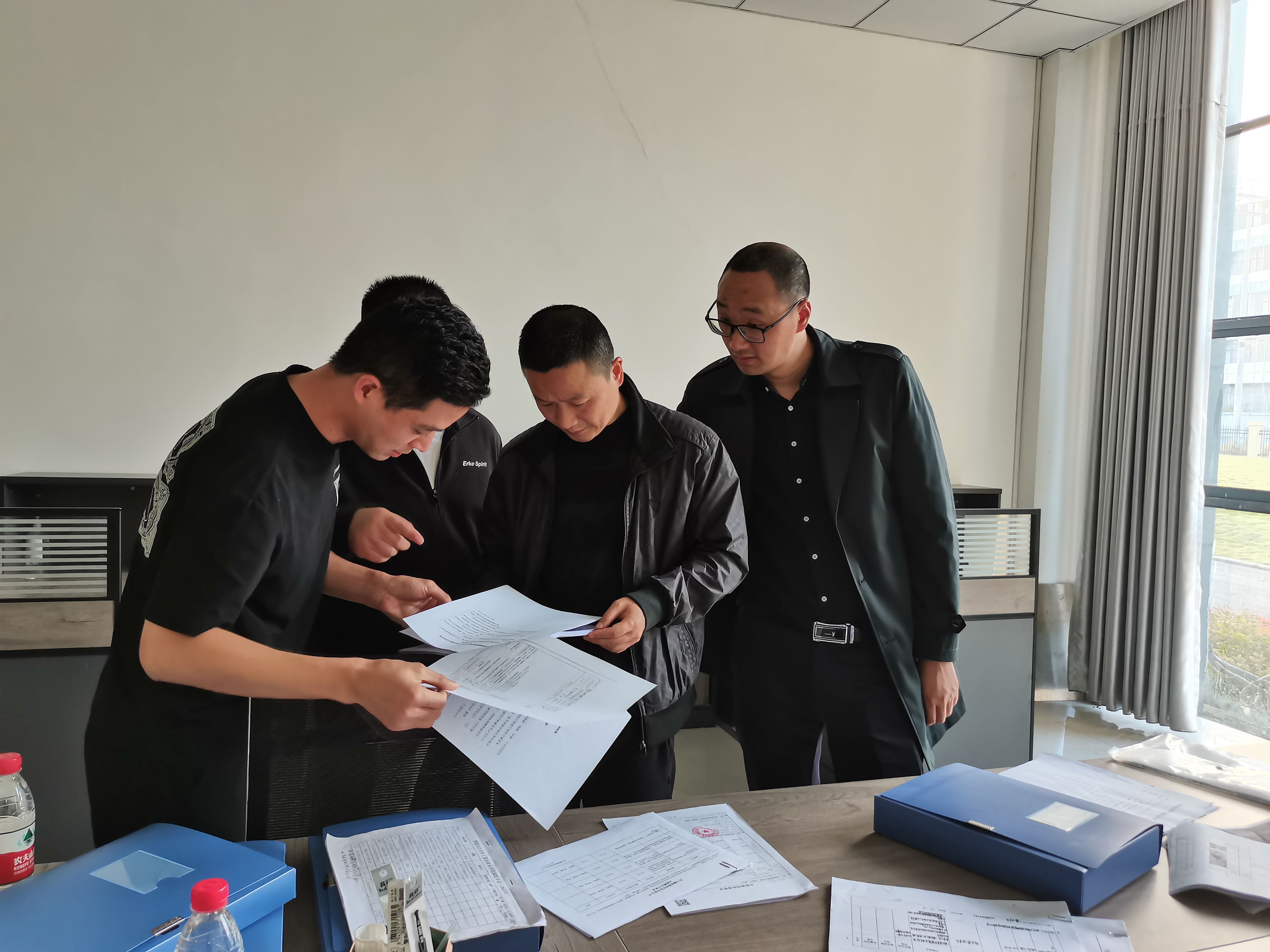 1ae76eea5029b084a22cb55740189357.jpg 1ae76eea5029b084a22cb55740189357.jpg